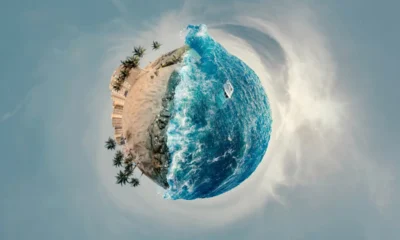 immagine della terra invasa da acque di un Tsunami
