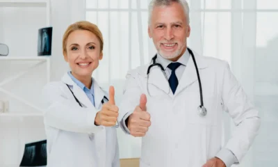 due oncologi del pascale di napoli sorridono