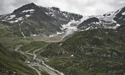 una vista del ghiacciaio del Ventina in inverno
