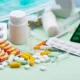 varie medicine contro il diabete su tavola