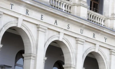 facciata del palazzo del tesoro USA