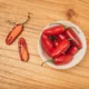 piattino per essiccare peperoncini