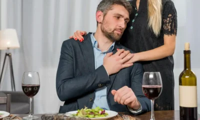 uomo con amante dopocena