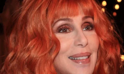 Cher compie 80 anni