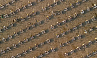 Foto de una empty Italian beach para ilustrar dove trovare spiagge libere en verano