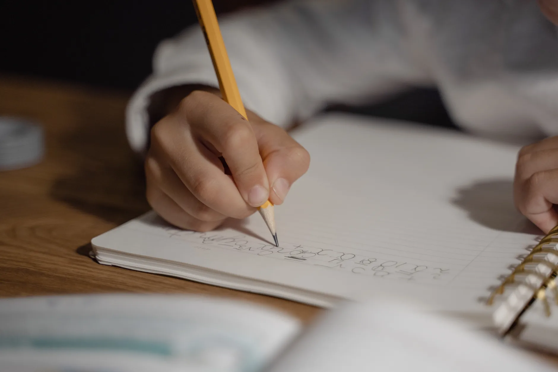 Apuntes sobre quando si usa il past perfect en un cuaderno de gramática inglesa