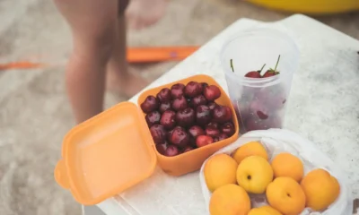 Fruta fresca de verano para ilustrar el artículo cosa mangiare quando fa caldo