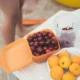 Fruta fresca de verano para ilustrar el artículo cosa mangiare quando fa caldo