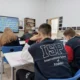 Aula de instituto relacionada con cosa si studia a scienze umane, para ilustrar el artículo sobre materias y recorrido del liceo
