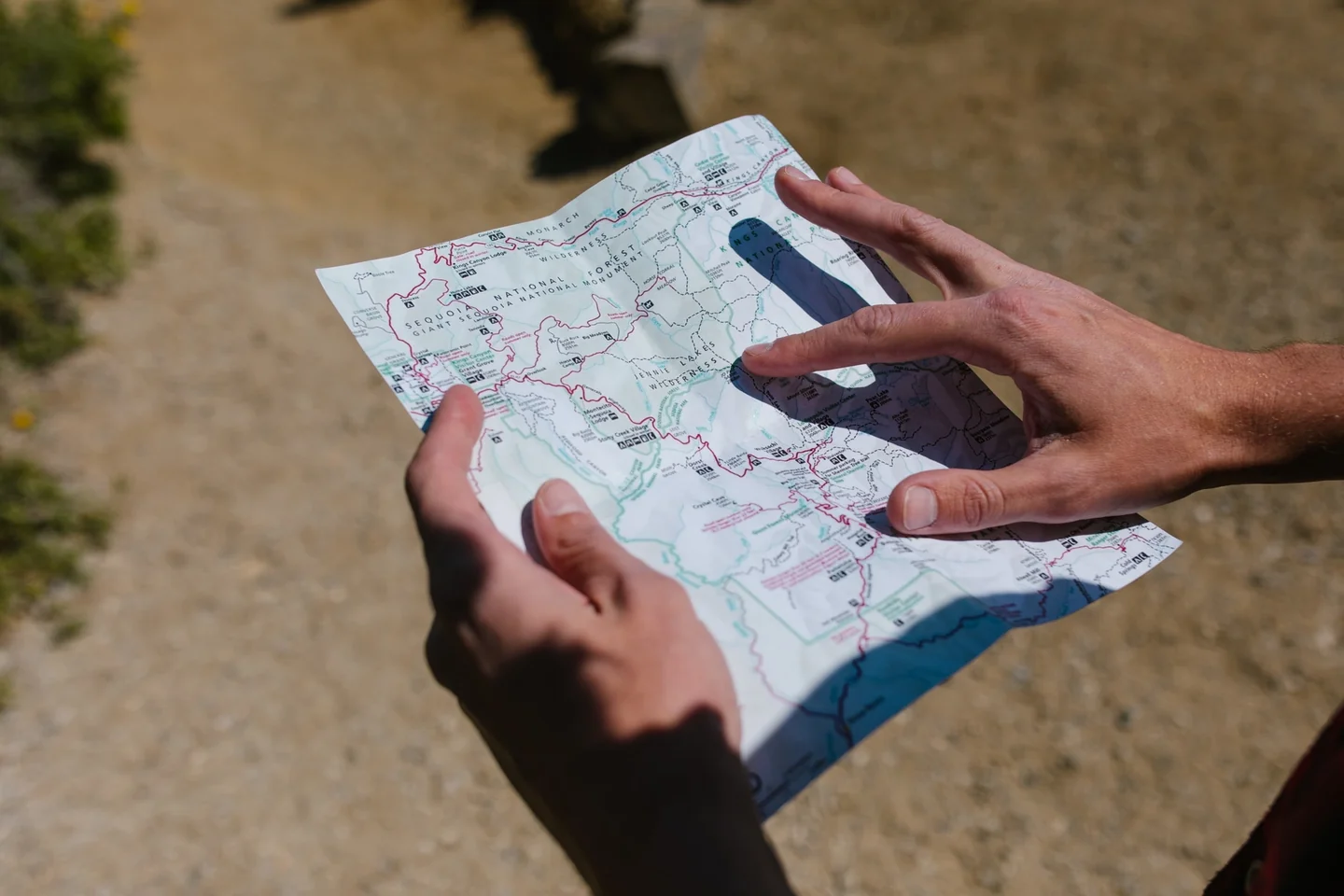 Mapa de picnic para ilustrar dove trovare aree picnic gratuite in Italia con áreas y rutas al aire libre.